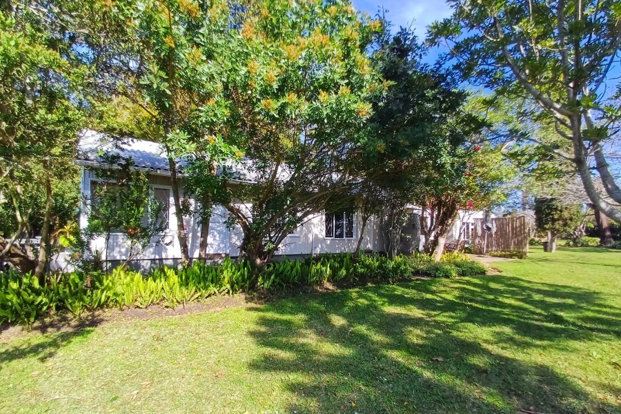 4 Bedroom Property for Sale in Roodefontein AH Western Cape